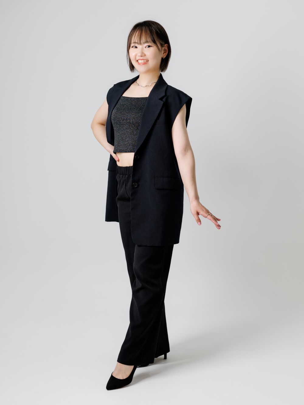 明部 桃子